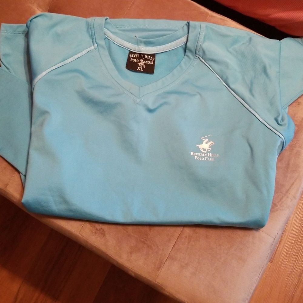 Top - Picture 2 of 2